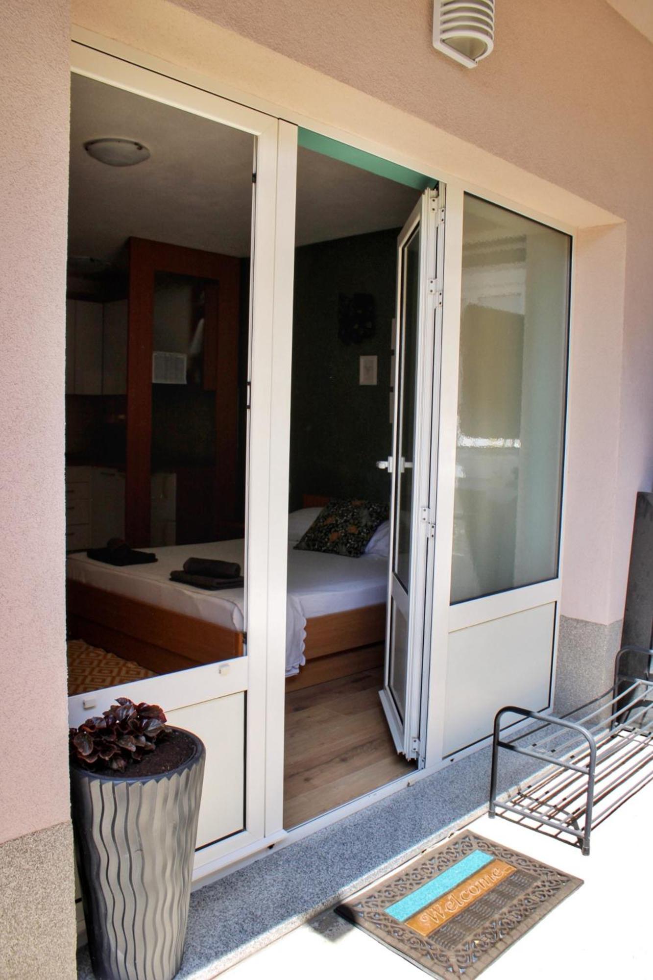 Studio Laura-Spacious Studio On The Main Beach 马卡尔斯卡 外观 照片